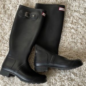 Women’s Hunter rainboots